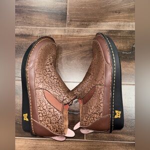 Alegria Brown Leather Patterned Shoes